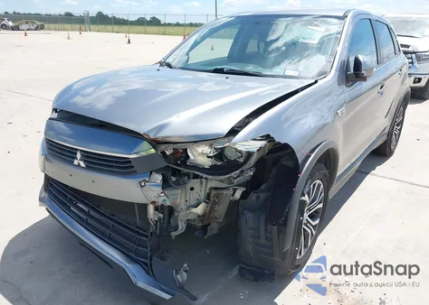 2017 Mitsubishi Outlander Sport 2.4 Se z USA, uszkodzony, nr VIN JA4AP3AW8HZ066530